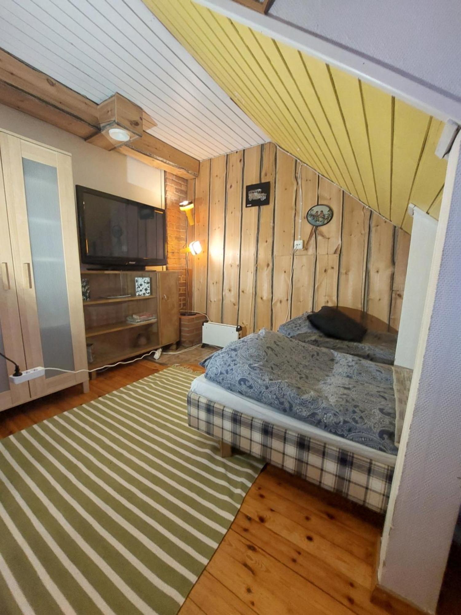 120 Yrs. Old Log House In Kuopio City Centre מראה חיצוני תמונה